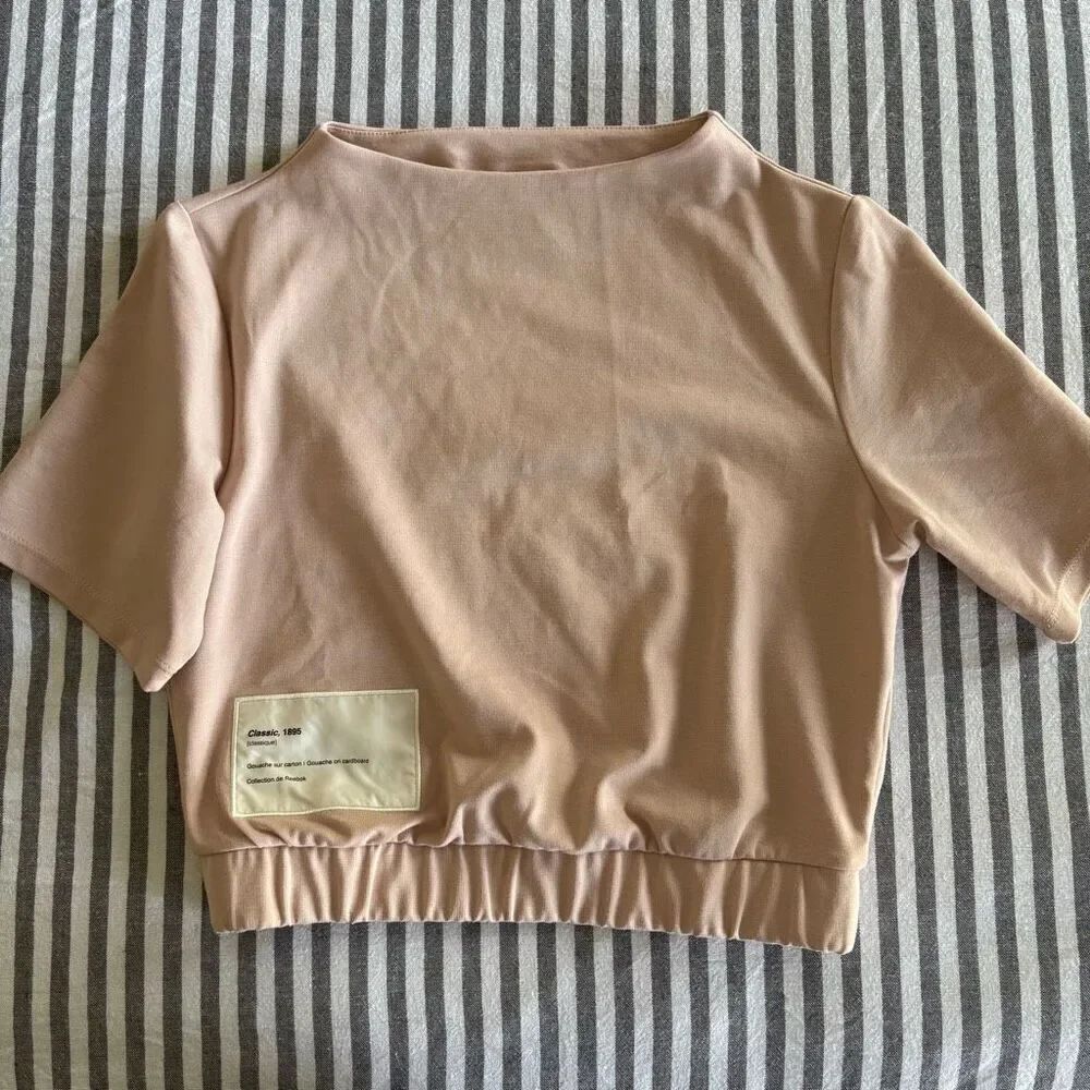 Reebok Classic ES Crop Tee Women’s Size Small